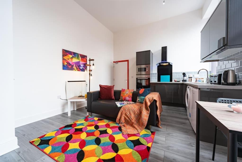 Jesouth Refreshing 1 Bedrm Condo Roomy Comfy Posh Кингстън ъпон Хъл Екстериор снимка
